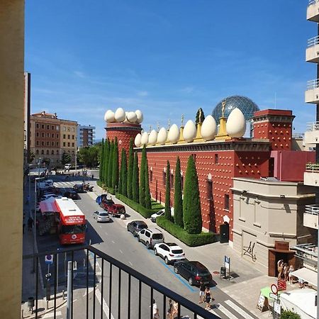 Apartamentos Enfrente Del Museo Dali Figueres  Eksteriør billede